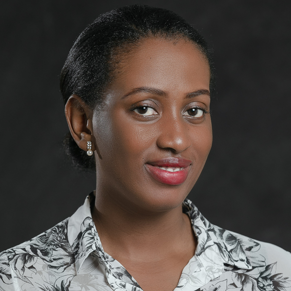 2_Peinda-MIGUINDOU-NDIAYE-Chef-de-Service-Facturation-Controle.jpg